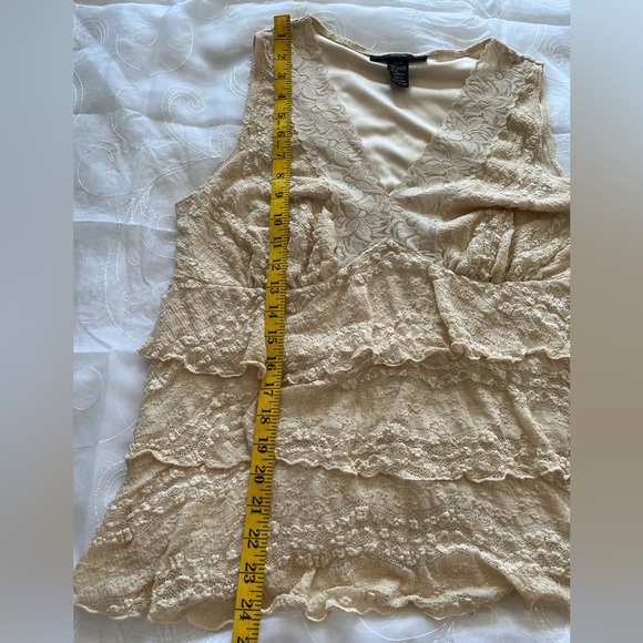 Venezia Cream/Beige Sleeveless Lace Blouse - Picture 7 of 12